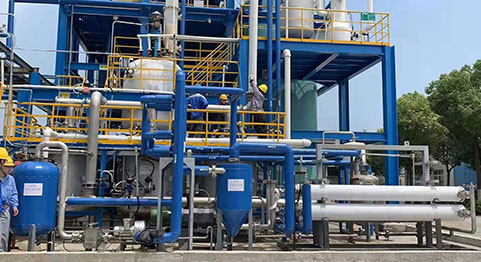 如何在工业生产中实现二氯甲烷回收？